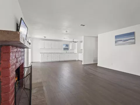 40518 176th St E, Lancaster, CA 93535 photo 5