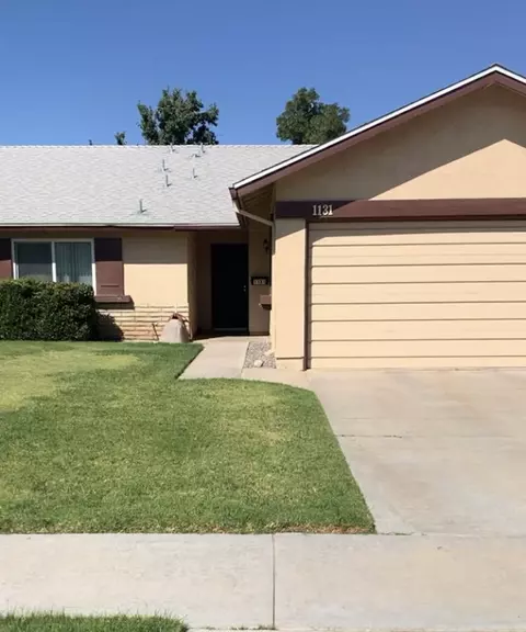 1131 Lingard St E, Lancaster, CA 93535 photo 1