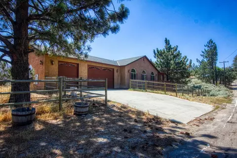 27180 Stirrup Way, Tehachapi, CA 93561 photo 2