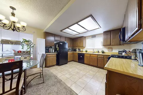 43837 David St, Lancaster, CA 93535 photo 6