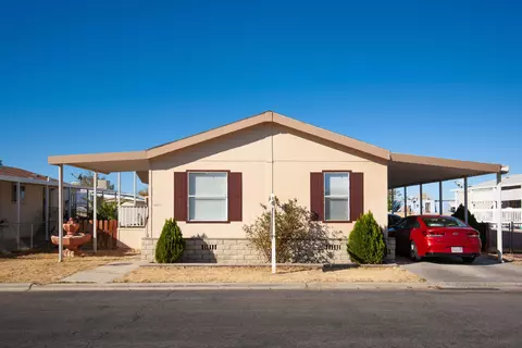 2121 Avenue I E #SPC 72, Lancaster, CA 93535 photo 2