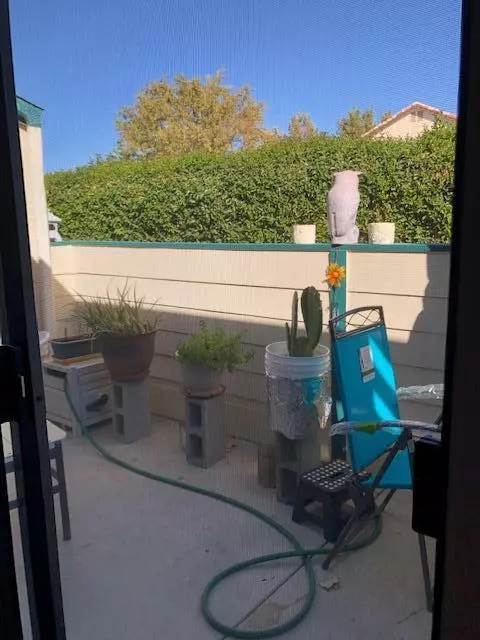 44466 15th St E #10, Lancaster, CA 93534 photo 2