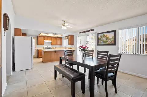 38136 Raintree Ln, Palmdale, CA 93552 photo 7