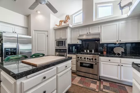 24041 Basin Harbor Ct, Tehachapi, CA 93561 photo 6
