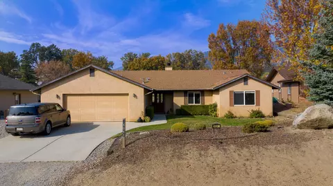 24041 Basin Harbor Ct, Tehachapi, CA 93561 photo 1