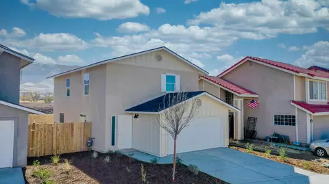 414 Sherwood Pl, Tehachapi, CA 93561 photo 4