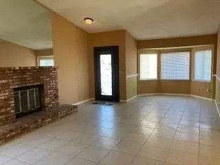 43729 17th St E St E, Lancaster, CA 93535 photo 3