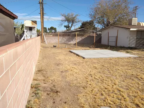 2011 Minford St W, Lancaster, CA 93536 photo 9