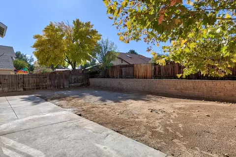 44023 17th St E, Lancaster, CA 93535 photo 33