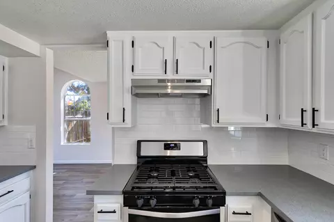 44023 17th St E, Lancaster, CA 93535 photo 11