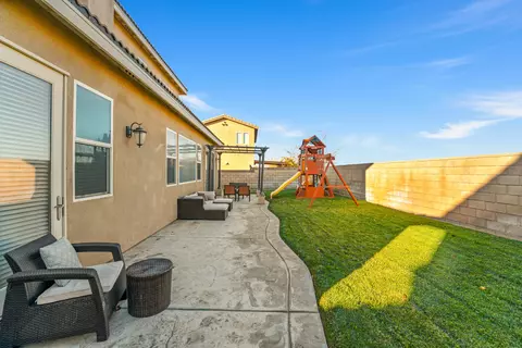 43136 Hampton St, Lancaster, CA 93536 photo 29