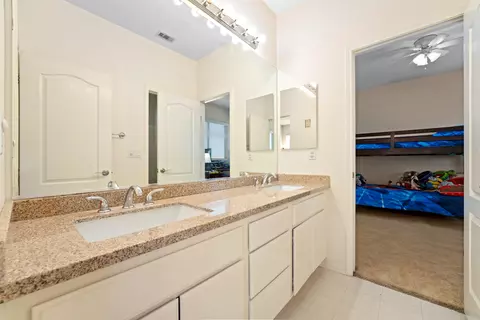 43136 Hampton St, Lancaster, CA 93536 photo 24