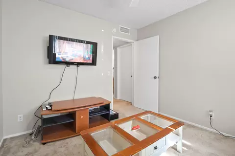 44147 Soft Ave, Lancaster, CA 93536 photo 16