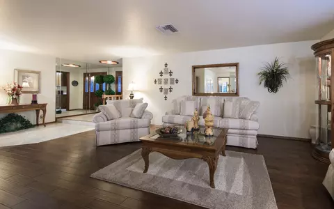 2829 Vahan Ct, Lancaster, CA 93536 photo 17