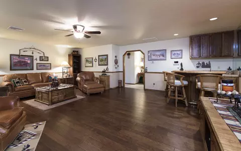 2829 Vahan Ct, Lancaster, CA 93536 photo 27