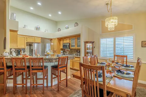 43910 Johns Ct, Lancaster, CA 93536 photo 7