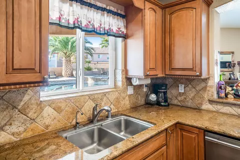43241 25th St W, Lancaster, CA 93536 photo 16