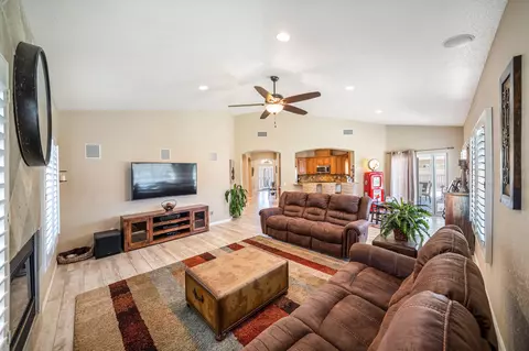 43241 25th St W, Lancaster, CA 93536 photo 22