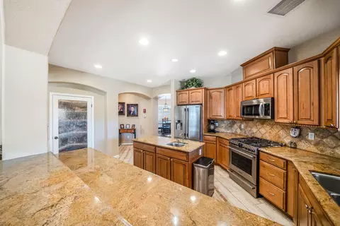 43241 25th St W, Lancaster, CA 93536 photo 18