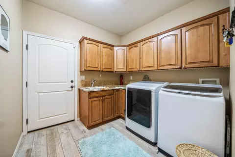 43241 25th St W, Lancaster, CA 93536 photo 37