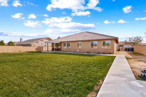1745 Whitlatch Dr, Lancaster, CA 93535 photo 35