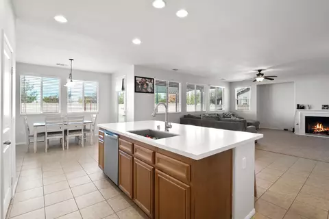 1745 Whitlatch Dr, Lancaster, CA 93535 photo 16