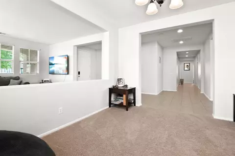 1745 Whitlatch Dr, Lancaster, CA 93535 photo 9
