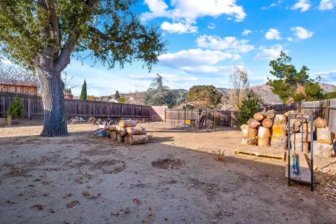 22341 Meadows Rd, Tehachapi, CA 93561 photo 19