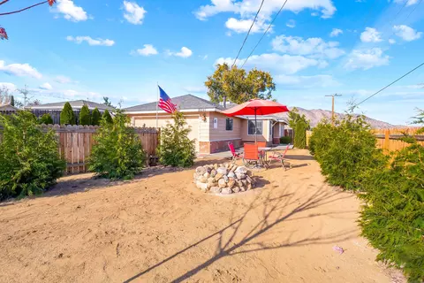 22341 Meadows Rd, Tehachapi, CA 93561 photo 1