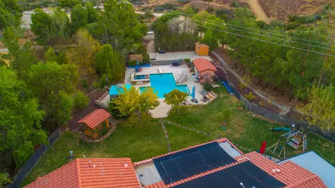 33530 Hubbard Rd, Acton, CA 93510 photo 3