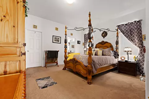 8161 Avenue E8 W, Lancaster, CA 93536 photo 11
