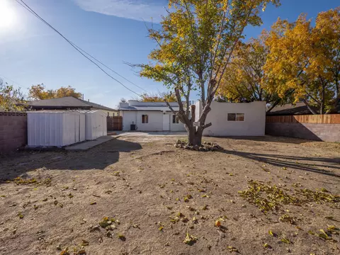 44544 Cedar Ave, Lancaster, CA 93534 photo 8