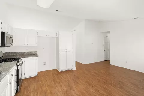 43361 33rd St E, Lancaster, CA 93535 photo 8