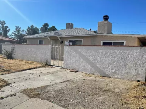 44835 Division St, Lancaster, CA 93535 photo 1