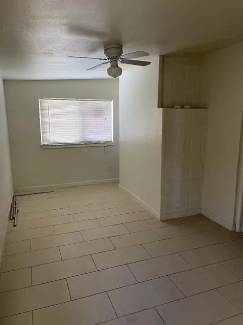 44835 Division St, Lancaster, CA 93535 photo 4