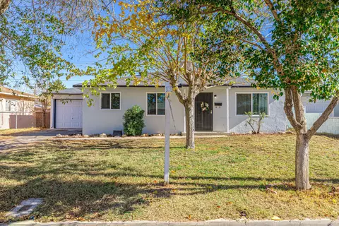 44422 Kingtree Ave, Lancaster, CA 93534 photo 2