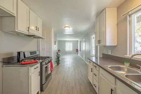 44422 Kingtree Ave, Lancaster, CA 93534 photo 9