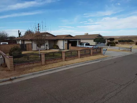 12675 Sugar St, Boron, CA 93516 photo 9