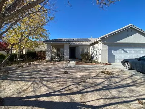 45661 17th St W, Lancaster, CA 93534 photo 1