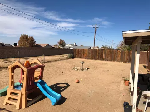 12982 Mohawk Rd, Apple Valley, CA 92308 photo 18