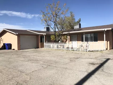 12982 Mohawk Rd, Apple Valley, CA 92308 photo 2