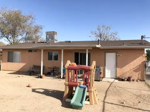 12982 Mohawk Rd, Apple Valley, CA 92308 photo 17