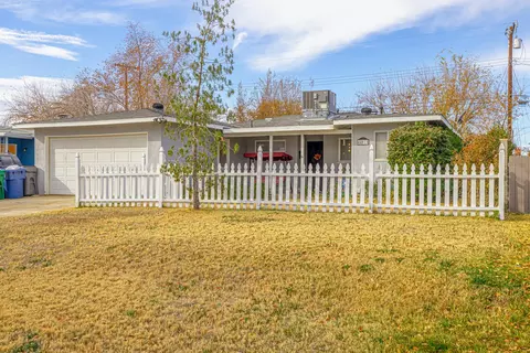 44015 Fig Ave, Lancaster, CA 93534 photo 1