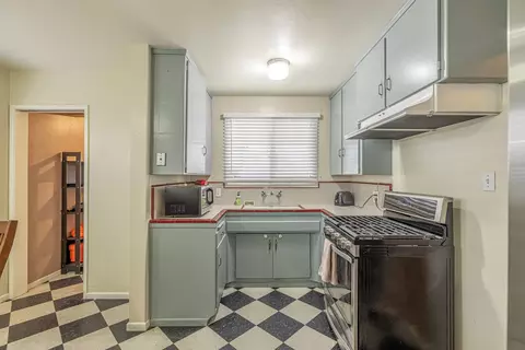 44015 Fig Ave, Lancaster, CA 93534 photo 3