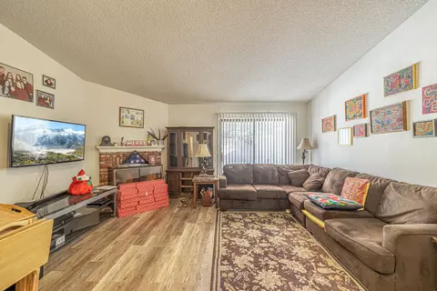 37638 12th St E, Palmdale, CA 93550 photo 7