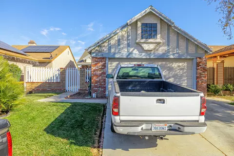 37638 12th St E, Palmdale, CA 93550 photo 3