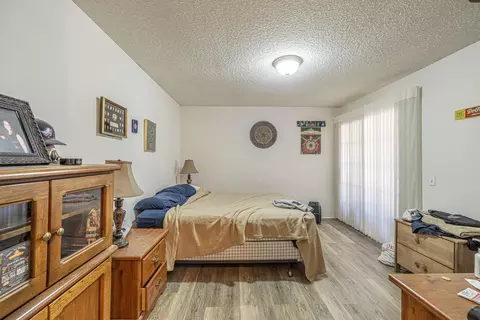 37638 12th St E, Palmdale, CA 93550 photo 18