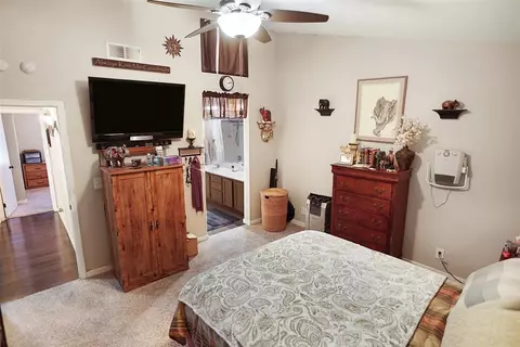 3133 Titcher Ln, Rosamond, CA 93560 photo 11
