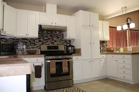 44026 Raysack Ave, Lancaster, CA 93535 photo 8