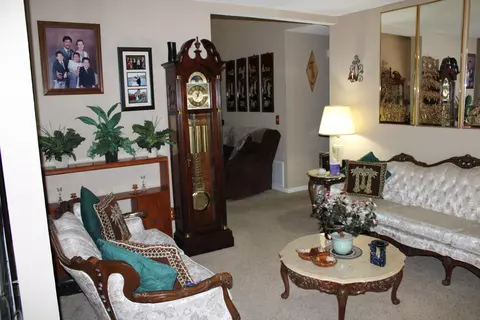 44026 Raysack Ave, Lancaster, CA 93535 photo 2